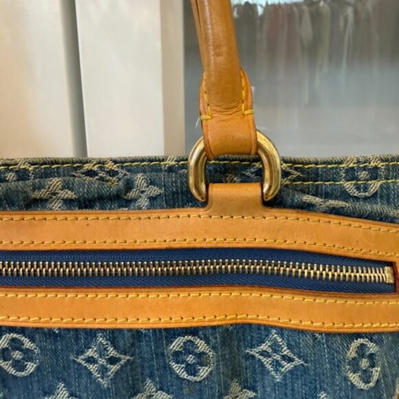 Louis Vuitton Sac Plat Denim Shopping Tote - Picture 7 of 15